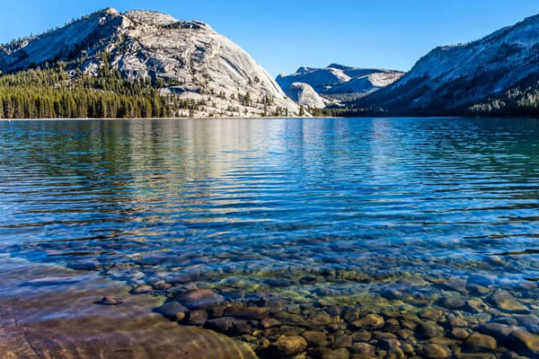 Best Lakes in California