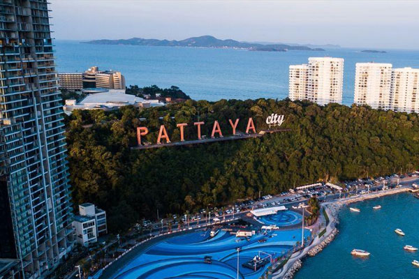 Best Islands Near Pattaya to Stay thailand