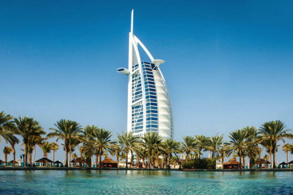 Are There Sharks in Dubai & other UAE Resorts?